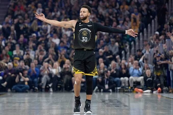 The NBA starts from peak Curry three-point shots (the NBA starts from peak Curry three-point shots for free)